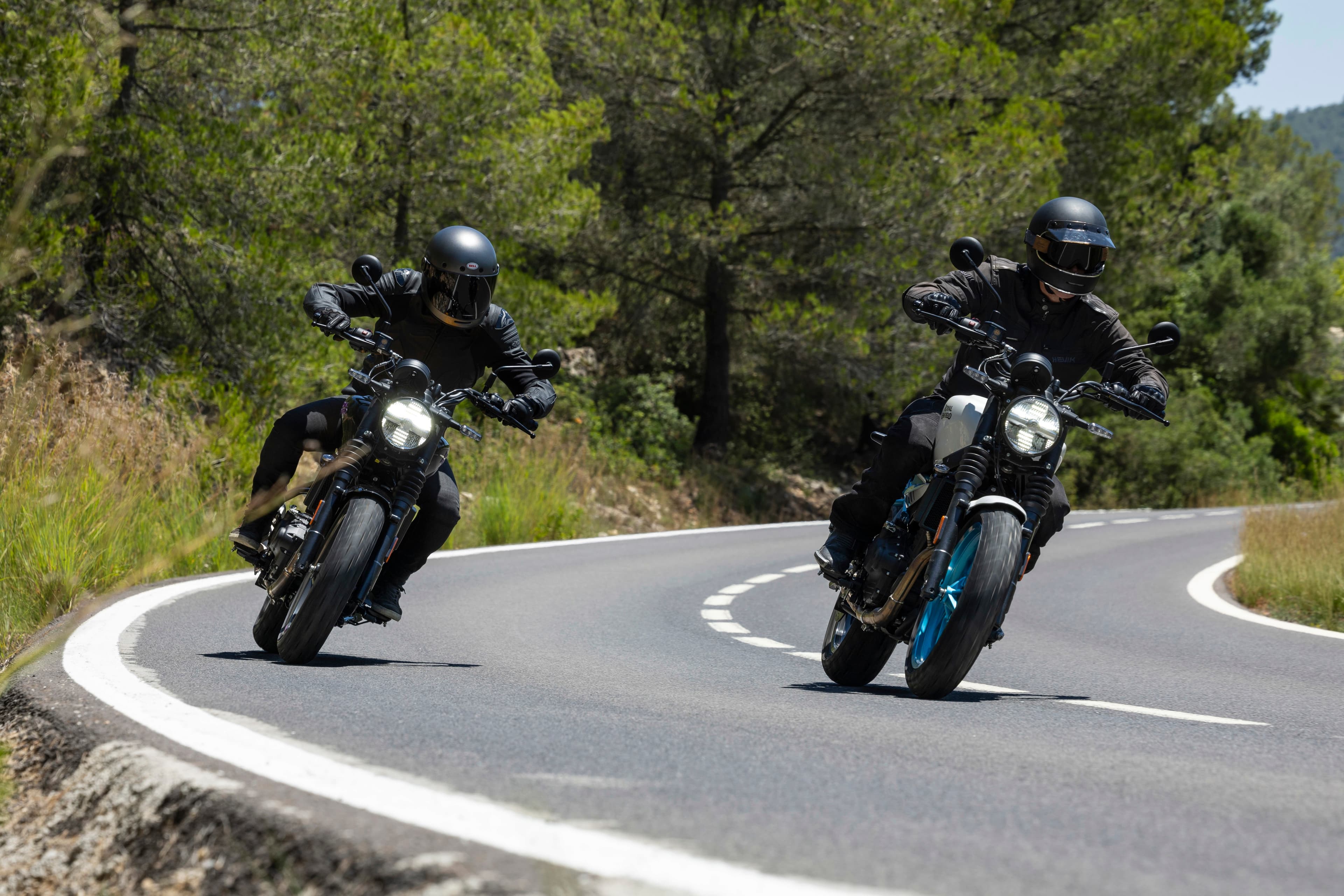 Royal Enfield GUERILLA 450 galeri 4